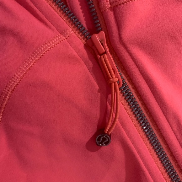NWT Lululemon Pale Raspberry Hooded Define Jacket Sz 4 - Picture 9 of 9